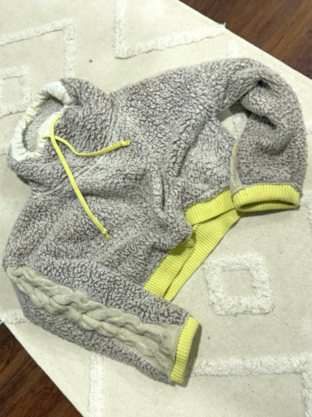Free People
Wild Heart
Sherpa Pullover Sweater NWOT Gray summer crop $128 - Picture 2 of 6